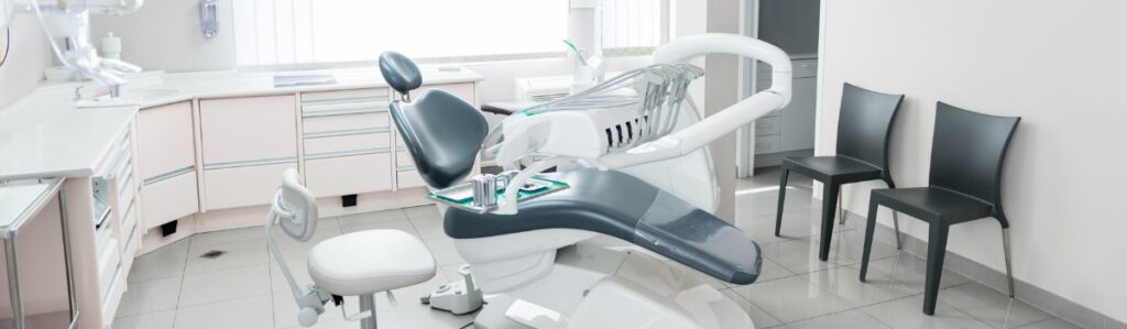 Traitements dentaires : Que couvre l’assurance dentaire ?