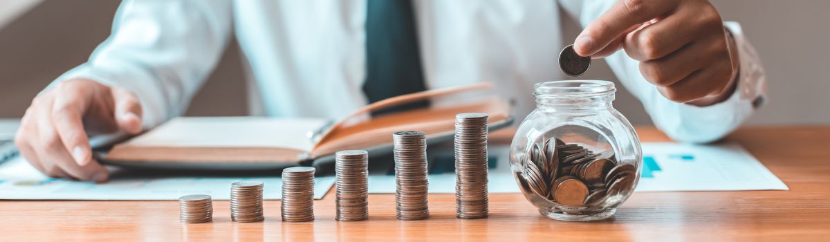 Entreprise en train d'épargner argent